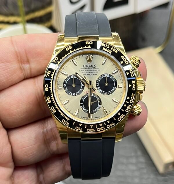 Rolex Daytona 126515LN-0006 40MM Rose Gold Rubber Strap Pink Dial