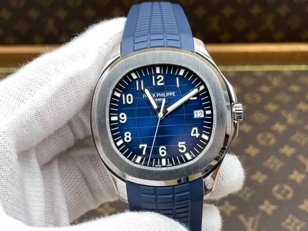 Patek Philippe Aquanaut 42.2mm 5168G-001 White Gold Blue Rubber Strap Blue Dial