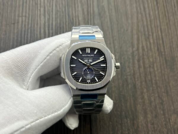 Patek Philippe Nautilus 5726/1A-001 40mm Full Steel White Grey Dial