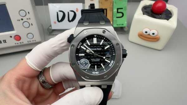 Audemars Piguet Royal Oak Selfwinding 42mm 15710ST.OO.A002CA.01 Rubber Strap Black Dial