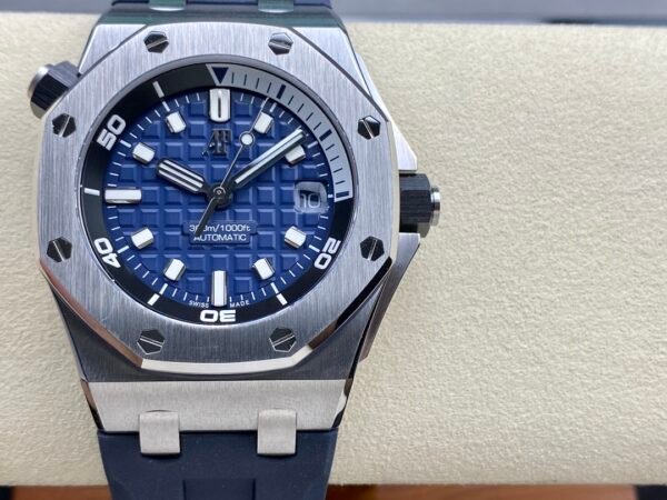 Audemars Piguet Royal Oak Offshore Diver Selfwinding 42mm 15720ST.OO.A027CA.01 Steel Blue Dial
